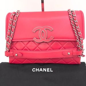 Authentic Chanel Matelasse Lambiskin Shoulder Bag